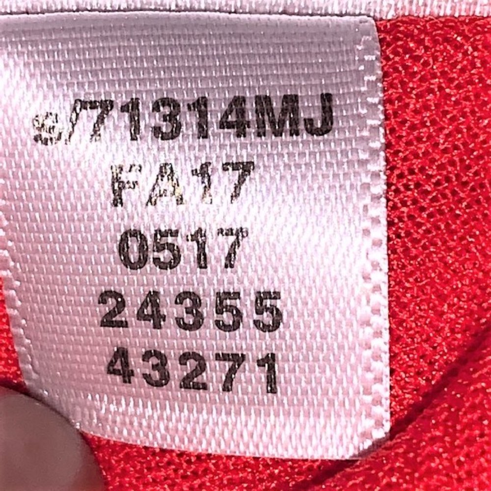 MAISON JULES 'Beijing' Cold Shoulder Dress - Picture 11 of 13